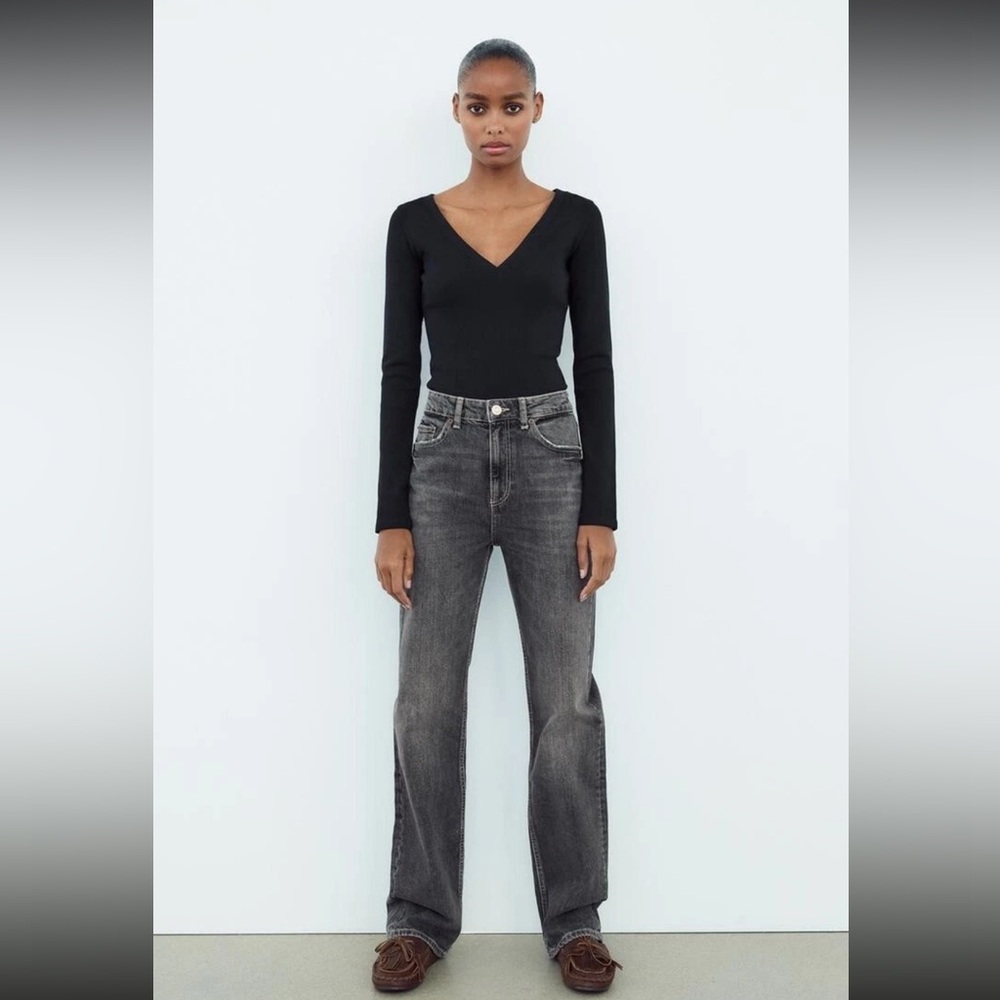 SZ 8 EUC Zara high waisted straight leg grey jeans